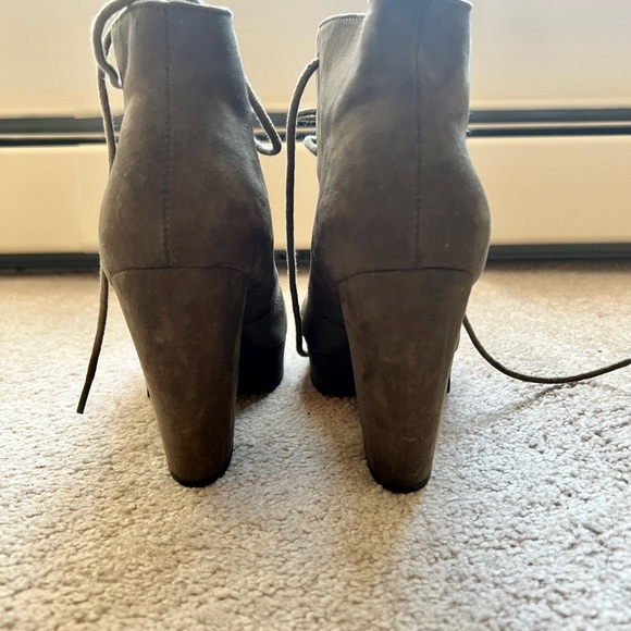Mix No. 6. Platform Heel Booties in Suede. Olive Green/Army Green. Size 8. - Picture 3 of 4